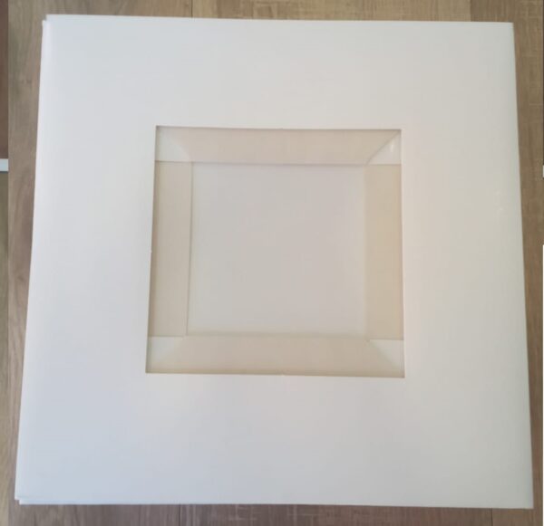 CAJA DE TARTA CON VENTANA Y TAPA 30 X 30 X 9.5 CM